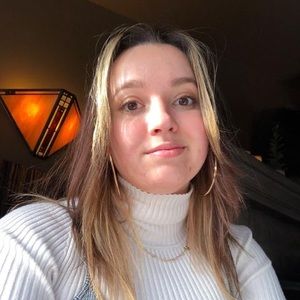 Meet your Posher, Milana